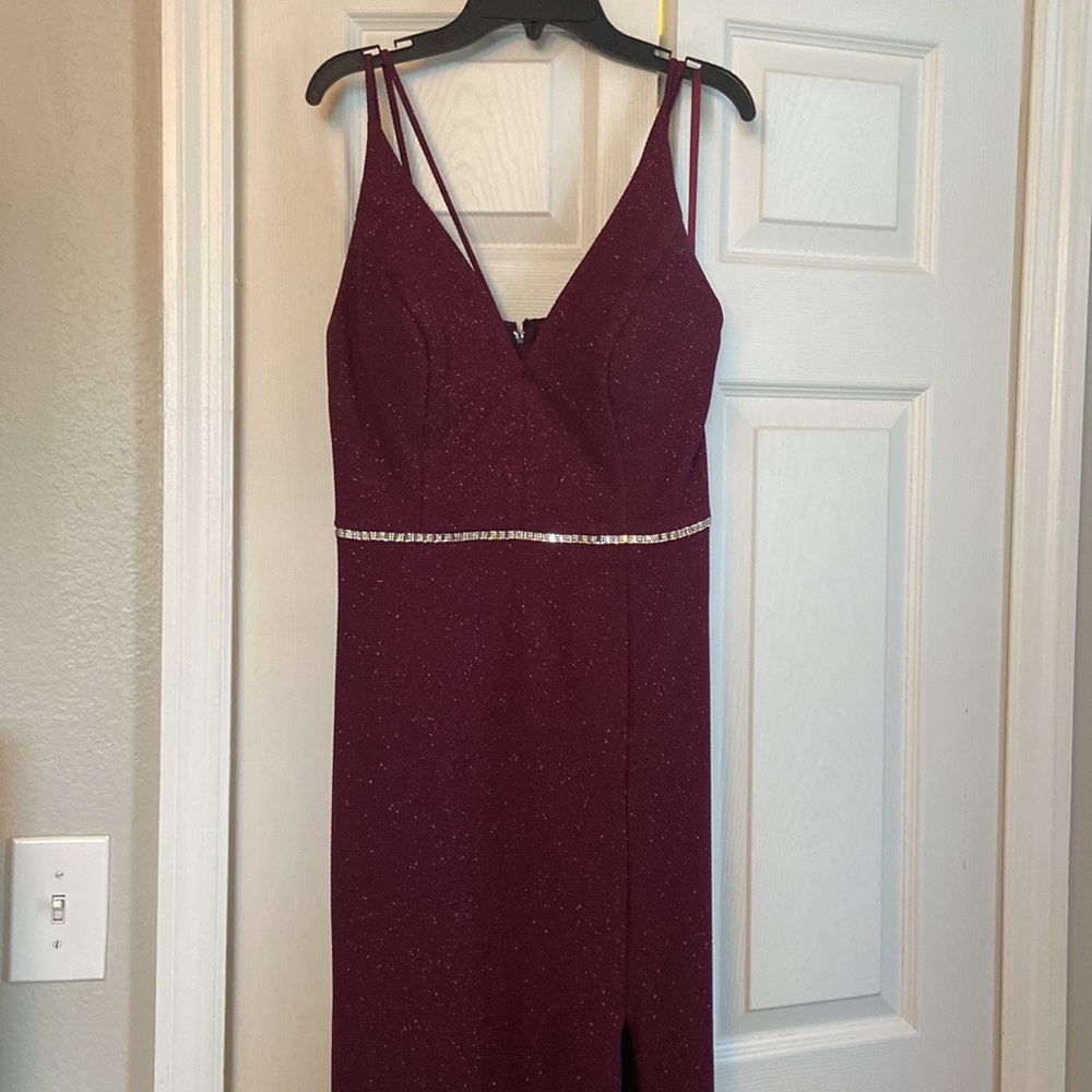 City Triangles Size 11 Burgundy Glitter Gown w/ Slit, Dual Straps, Rhinestones - Picture 2 of 10